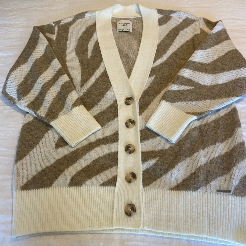 NWOT Abercrombie & Fitch Zebra Print Cardigan - Cream and Brown